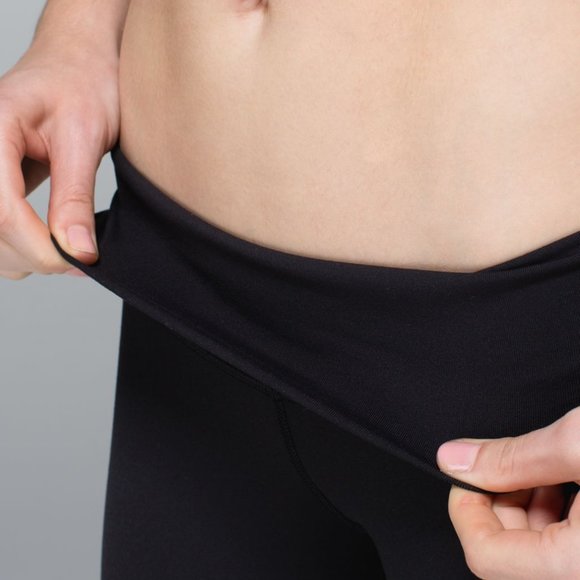 Lululemon Wunder Under Roll Down Wunder Under Crop - Picture 5 of 8